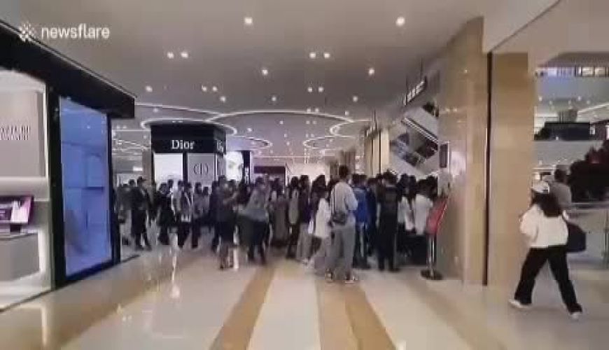 هجوم گستره مردم چین برای خرید آیفون ۱۳ 