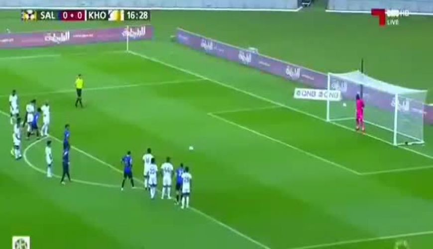 خراب کردن پنالتی توسط رامین رضاییان در دیدار السیلیه مقابل الخور