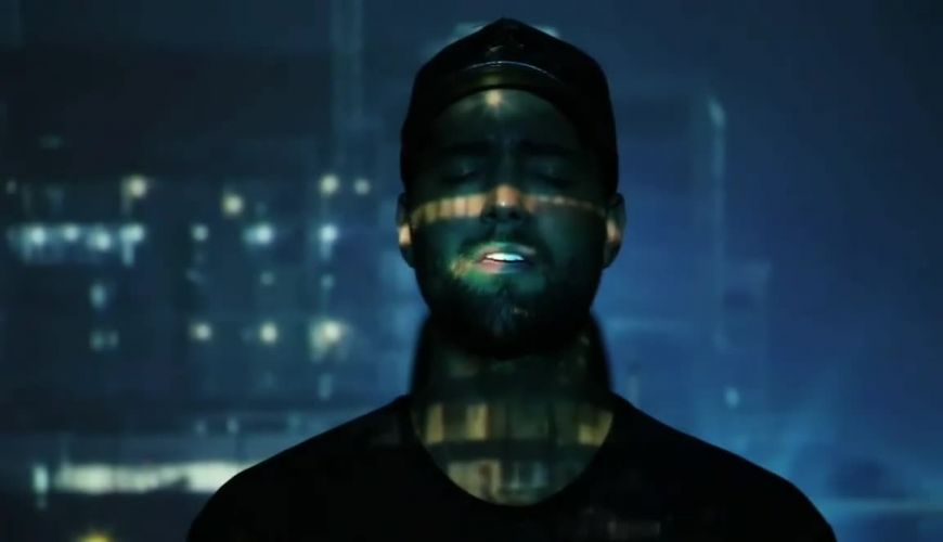  تیتراژ سریال جزیره با صدای ماکان بند