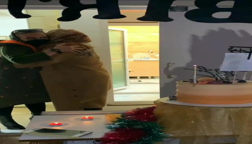 جشن تولد 50  سالگی شیوا خسرومهر سوپرایزی از طرف دوستانش