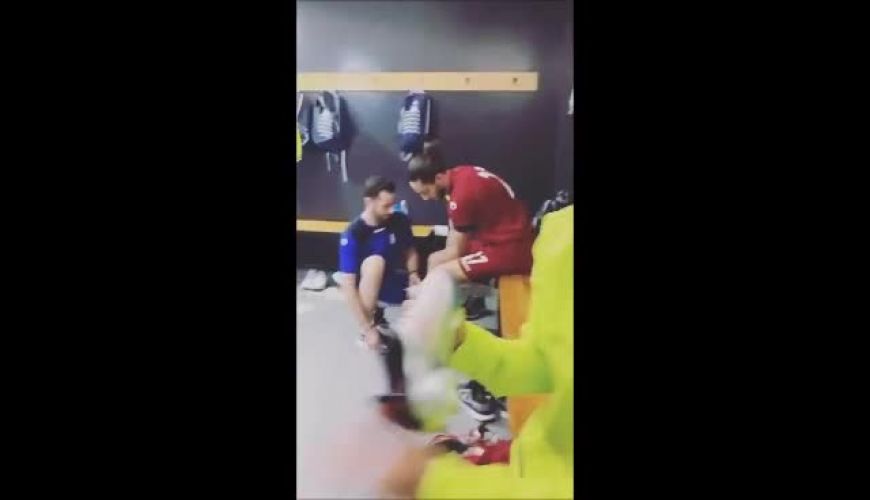 شوخی جالب سروش رفیعی و علیرضا بیرانوند با سایز کتونی مهدی قایدی