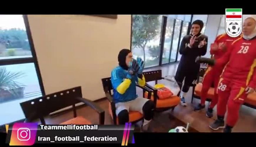 جشن تولد زهرا کودایی با سورپرایز امیر عابدزاده