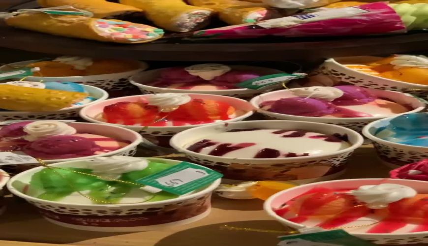 تزیین متفاوت درخت کریسمس فلور نظری