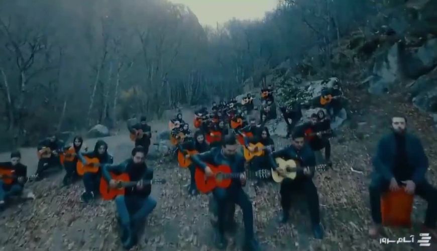 اجرای گروهی از آهنگ ;بهت قول میدم; محسن یگانه و عایشه گل