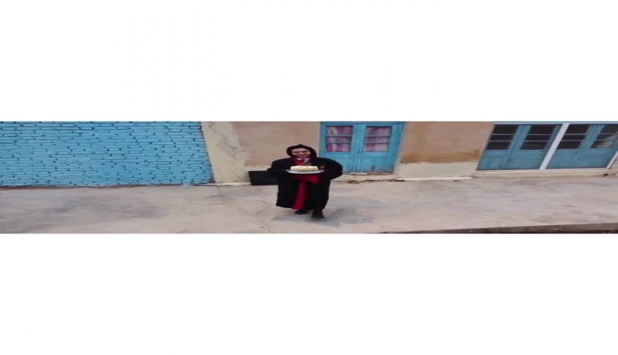 جشن تولد هانیه غلامی در حیاط خانه زیبا و باصفای شان