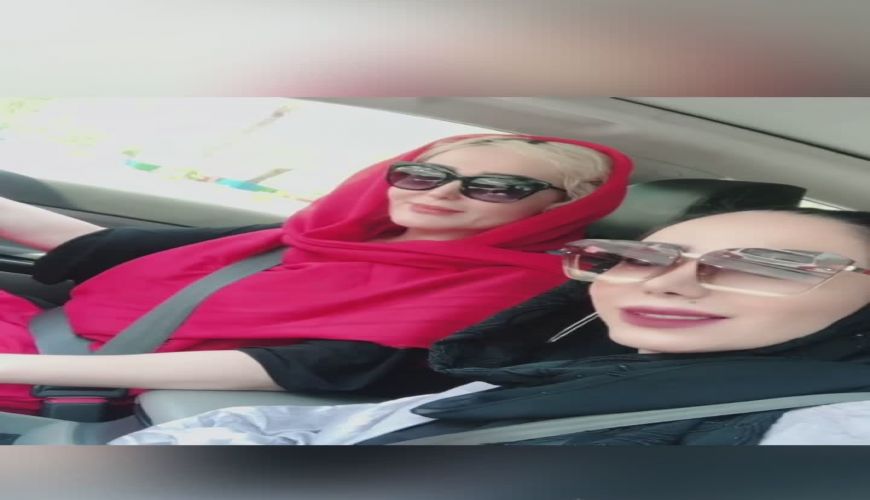 روزهای شاد و خوش زهره فکور صبور در جزیره کیش