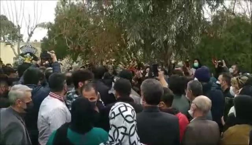 تشییع غم انگیز مرحوم زهره فکورصبور با خانواده و بازیگران 