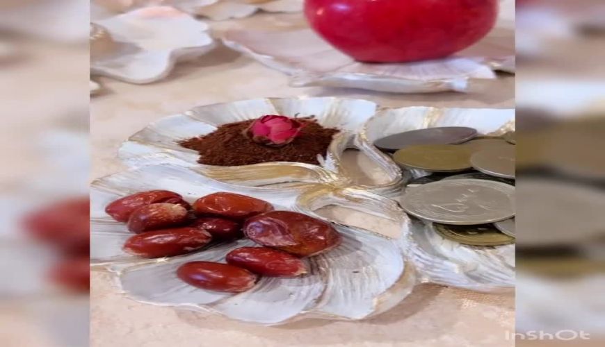 ست هفت سین طلایی و قرمز یاسمن شاه حسینی همسر پدارم کریمی مجری