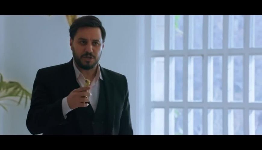 جواد عزتی و رعنا آزادی در فیلم سینمایی مرد بازنده