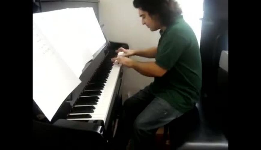 نوازندگی عجیب سامان احتشامی وقتی جوانتر بود 