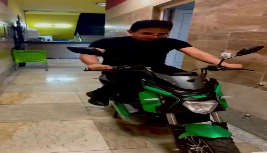 استوری معنادار عموپورنگ و کنایه طنزآمیز به گرانی ها