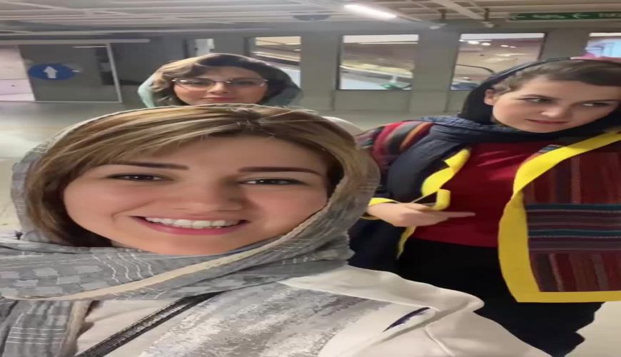 تفربح نیلوفر استخری و دوستانش در سالن زیبای هديش مال (كاخ روياها)