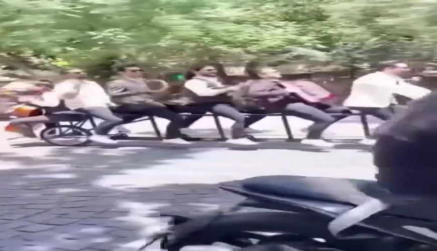 مردان جوان هنرمند در بازار بزرگ تهران سوژه مردم و عکاسان شدن 