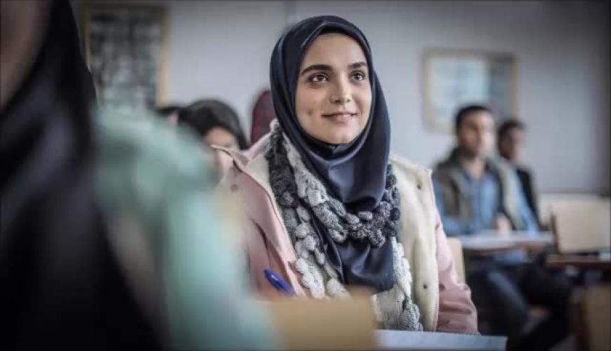 باورتان می شود مجری معروف تلویزیون مادر سارا باقری بازیگر افرا باشد