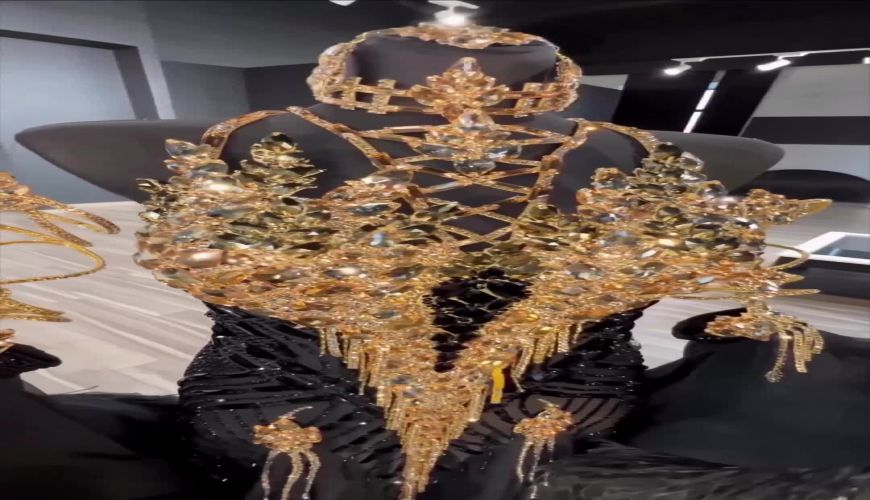 ویدیو از گران قیمت ترین لباس مجلسی  زن ایرانی که میخکوب‌تان می‌کند