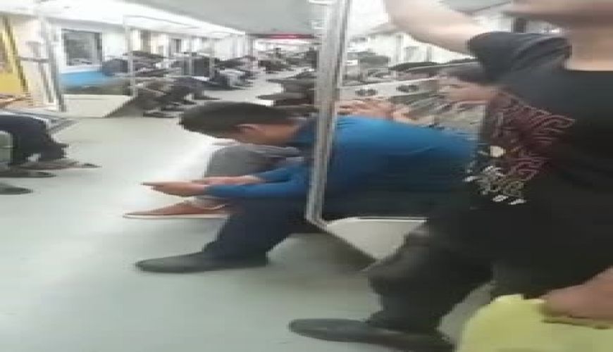 ویدیویی از یک واگن متروی تهران که جنجالی شد 