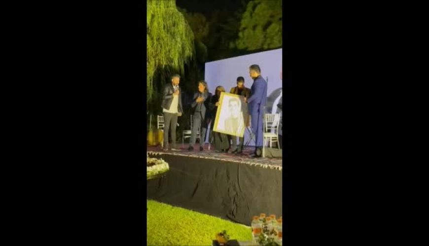 استایل جدید نسرین مقانلو بعد از یکسال در یادبود یکمین سال درگذشت پسرش 