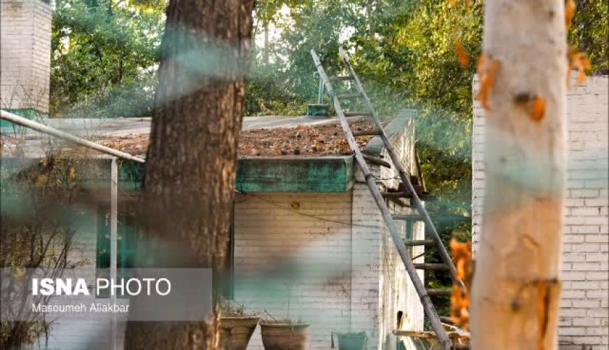 تصاویری از باغ ویلای شخصی مرحوم داریوش مهرجویی و همسرش در اطراف کرج