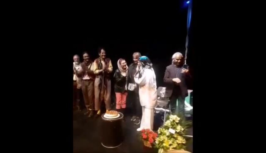 آناهیتا همتی تازه عروس سینمای ایران و همسرش مهمان ویژه تئاتر مازیار لرستانی