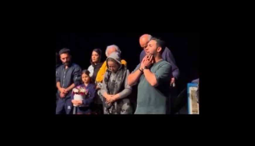  آشتی‌کنان احساسی بهنوش بختیاری و بهاره رهنما در سالن تئاتر