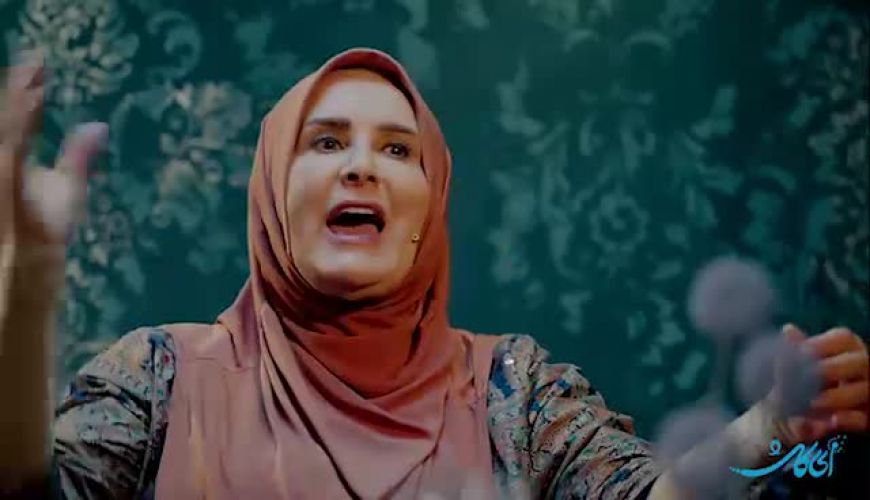 روایت مجری جنجالی دهه ۶۰ از مزاحمت ها و خواستگارهای متعدد