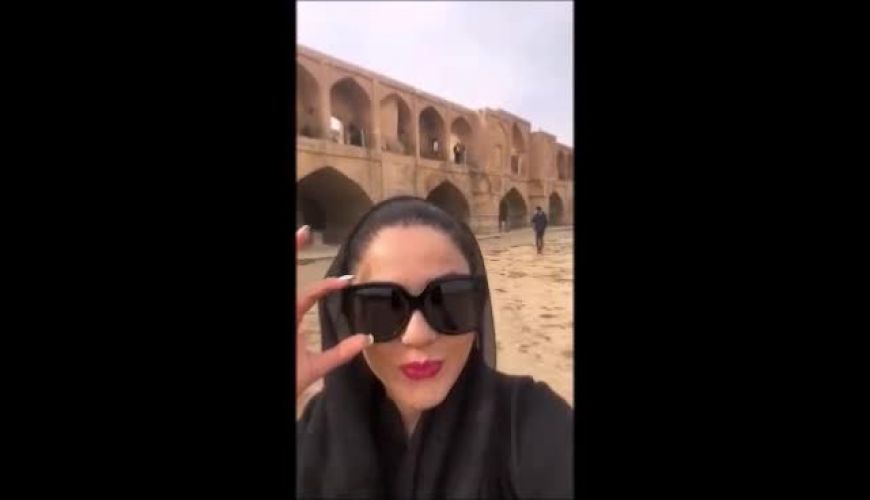 لایو بازیگر آوای باران از لحظه ورود آب به زاینده رود اصفهان 