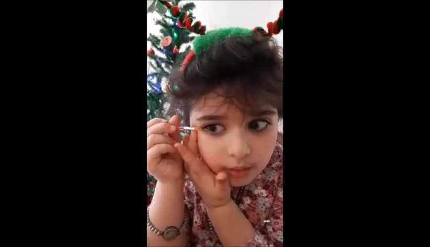 دلبری و شیرین زبونی هانا پاک نیت با سایه زدن به چشم هاش