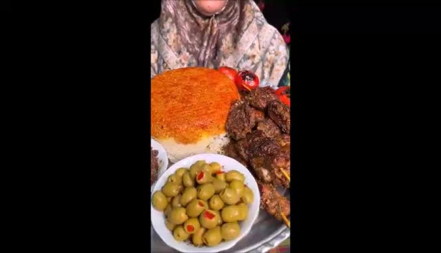 جوجه ترش تابه ای یک غذای خوشمزه شمالی 