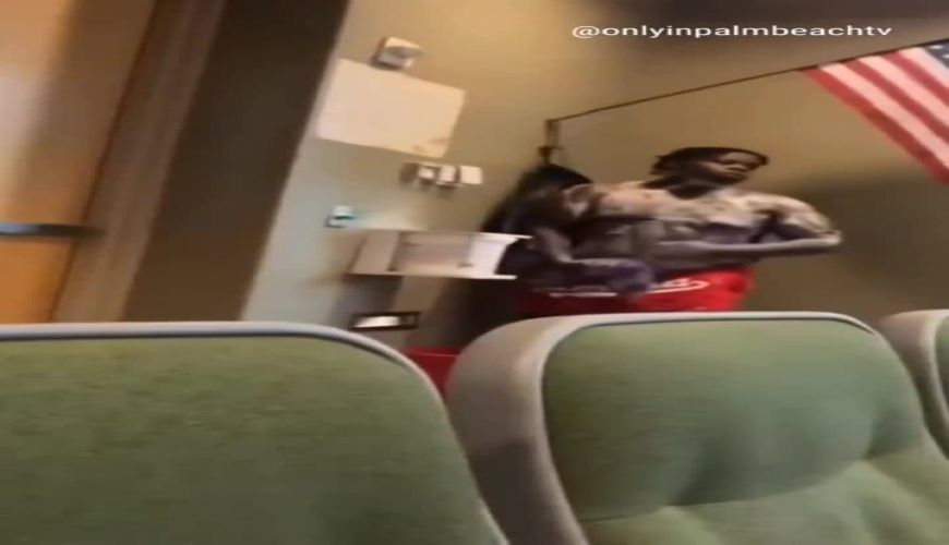 اتفاق باورنکردنی در آمریکا؛ دوش گرفتن سر کلاس!