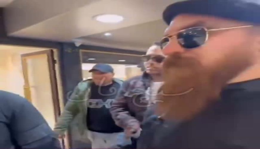 شمایل عجیب بادیگاردهای علی صبوری  کمدین معروف / بابا بادیگارد چرا ؟