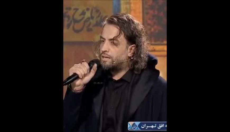 اذان گفتن بنیامین بهادی خواننده پاپ در برنامه زنده تلویزیون