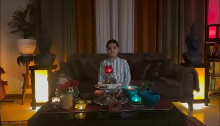 تبریک سال نو به سبک پسر سپیده خداوردی به زبان انگلیسی در خانه شان