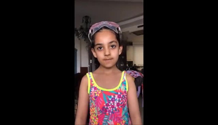 تبریک تولد روز معلم به سبک سوفیا هادی دختر یکتا ناصر با ( لباس و عینک شنا ) 