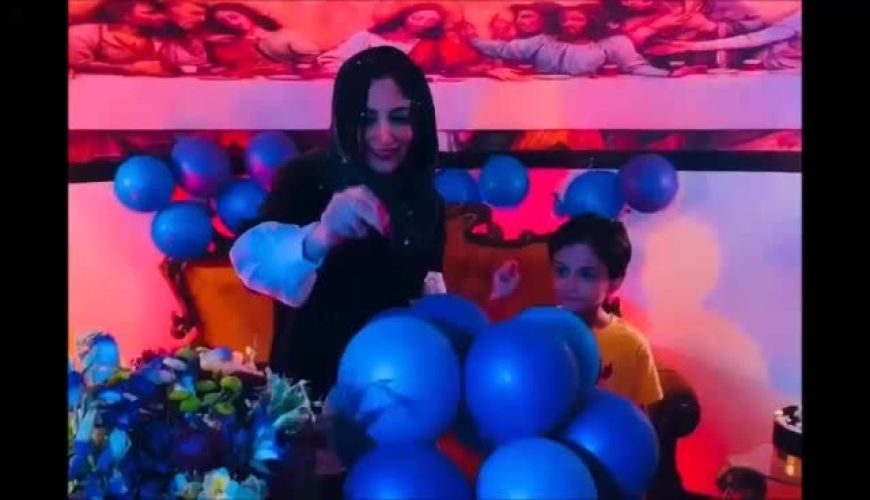 دیزاین خاص تولد 48 سالگی سیما مطلبی، بازیگر 39;نرگس39;، کنار خواهرزاده‌اش / ایده‌های جذاب از تم تولد زیبای زنانه