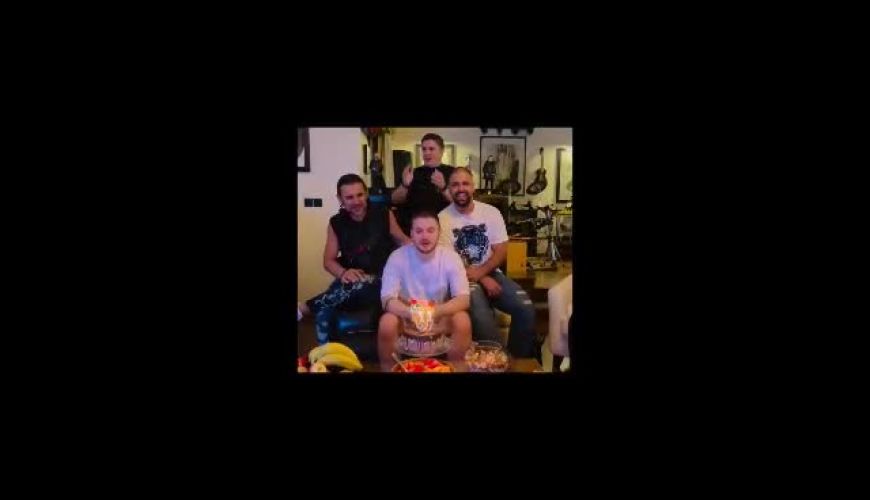 تولد هاشم سریال از سرنوشت / جشن تولد دارا حیایی در کنار خانواده و دوستان؛ تصاویری از یک شب خاطره‌انگیز