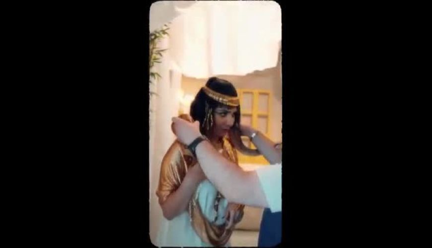 گریم حیرت‌انگیز لیندا کیانی با موی مصنوعی در نقش کلئوپاترا / شباهت عجیبی که همه را به وجد آورد