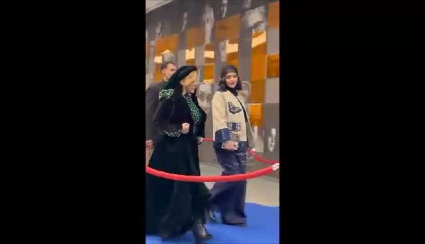 لباس مجلسی بهاره رهنما در دورهمی هنرمندان مشهور 