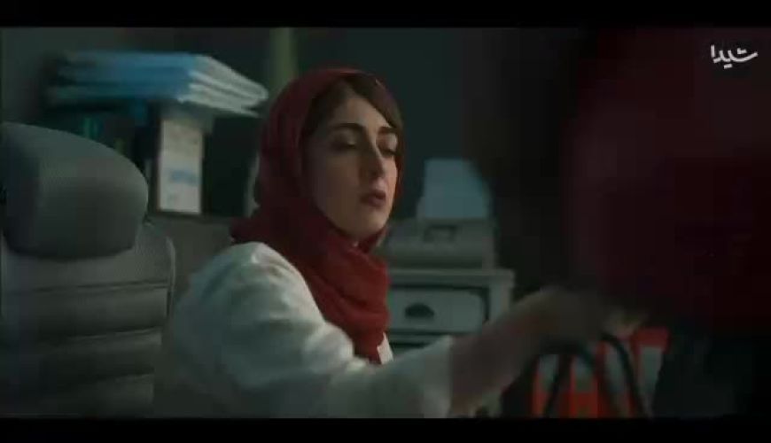  الیکا ناصری و علی احسانی در «مو به مو»