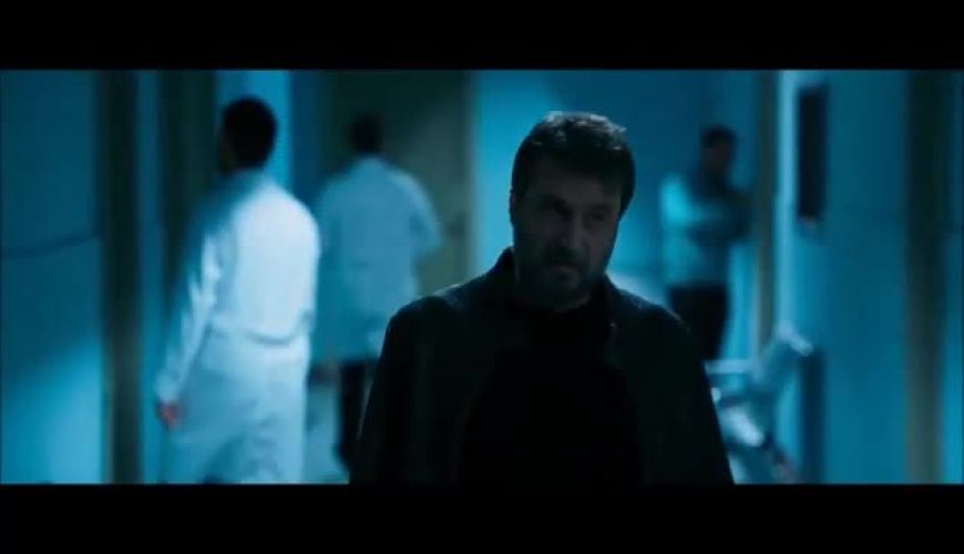  تصویری دردناک از گریه‌های مردی در سردخانه برای شناسایی فرزند 