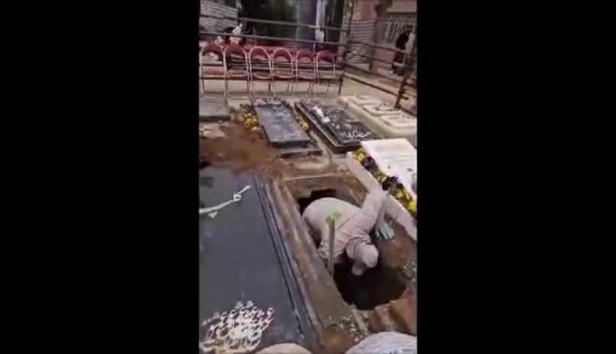 خاکسپاری حمید هیراد در همسایگی گلپا